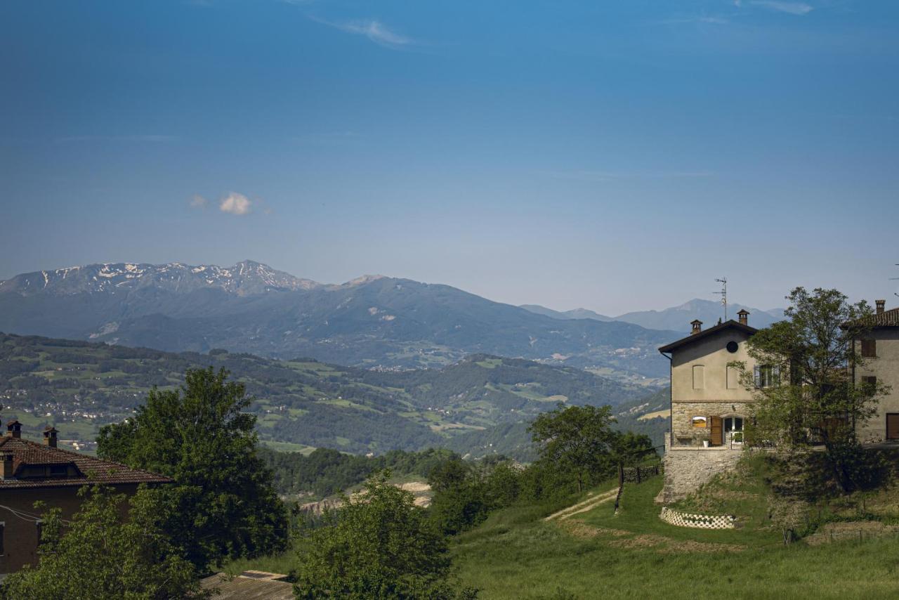 Bed and Breakfast Casale Monte Valestra Bebbio Exterior foto